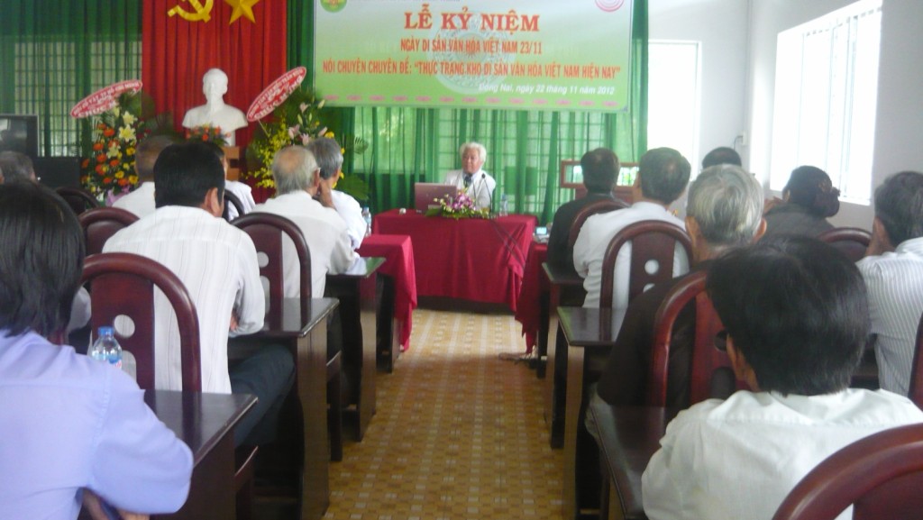 Dấu sấn di sản Pháp ở Việt on].jpg